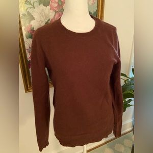 Women’s Size Small, Cashmere Crew Neck Sweater Brownish/Eggplant color.